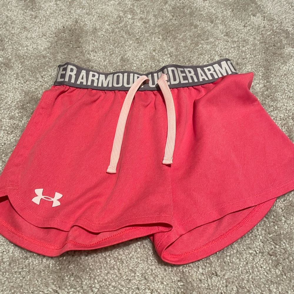 🎀 Girls UnderArmour shorts EUC